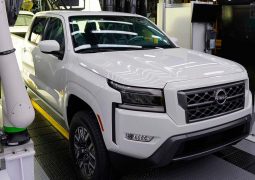 NISSAN FRONTIER 2022
