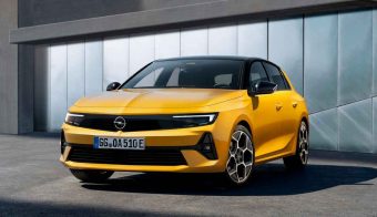 Opel-Astra-de-frente