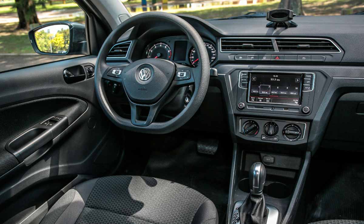 Volkswagen-Gol-Interior