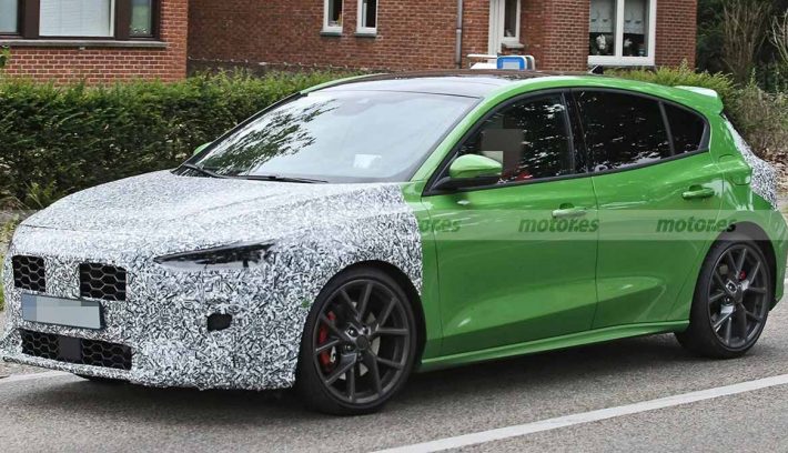 FORD FOCUS ST 2022