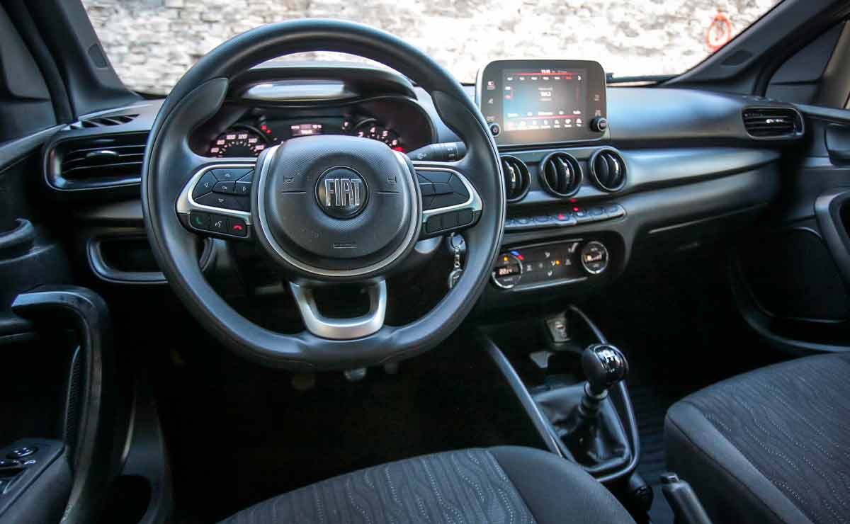 Fiat-Cronos-interior