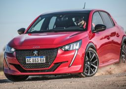 PEUGEOT 208 GT ACCION