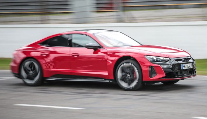 Audi RS E-Tron GT accion