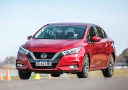 Nissan-Versa-trompa-7