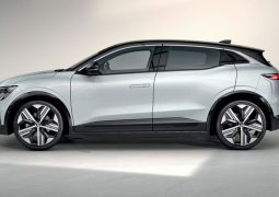 RENAULT MEGANE E-TECH 2022