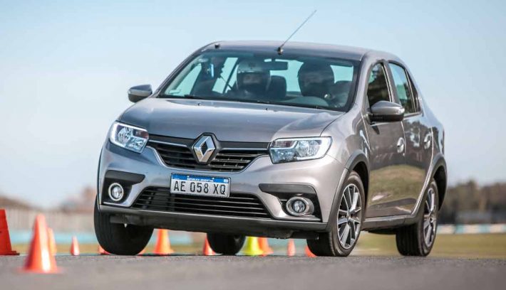 Renault-Logan-frente