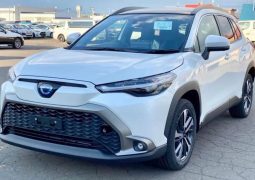TOYOTA COROLLA CROSS FRENTE
