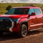 Toyota va por la pick up más importante de Ford: ya prueba su modelo más extremo 3 Imagen relacionada