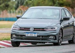 Volkswagen-Virtus-GTS-trompa