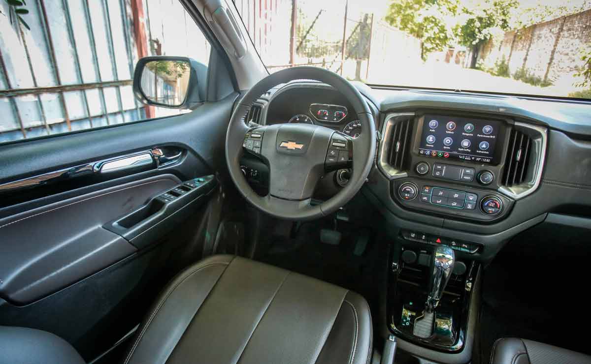 Chevrolet-Trailblazer-interior