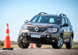 Renault-Duster-Outsider-trompa