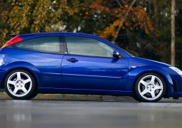 Ford Focus RS perfil