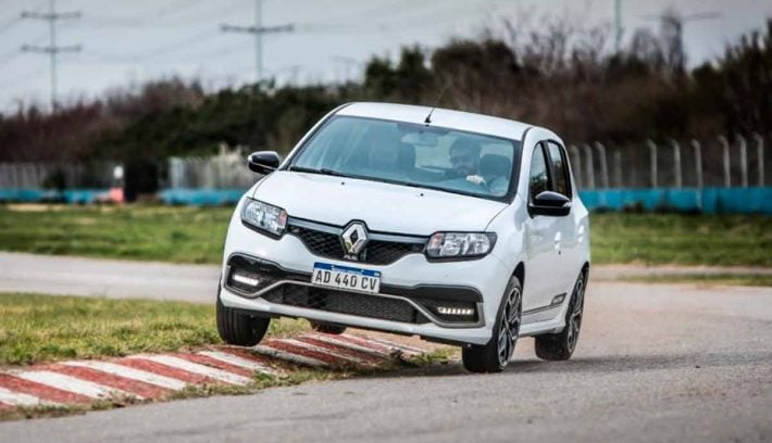 Renault-Sandero-RS-trompa