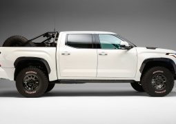 Toyota Tundra Desert Chase perfil