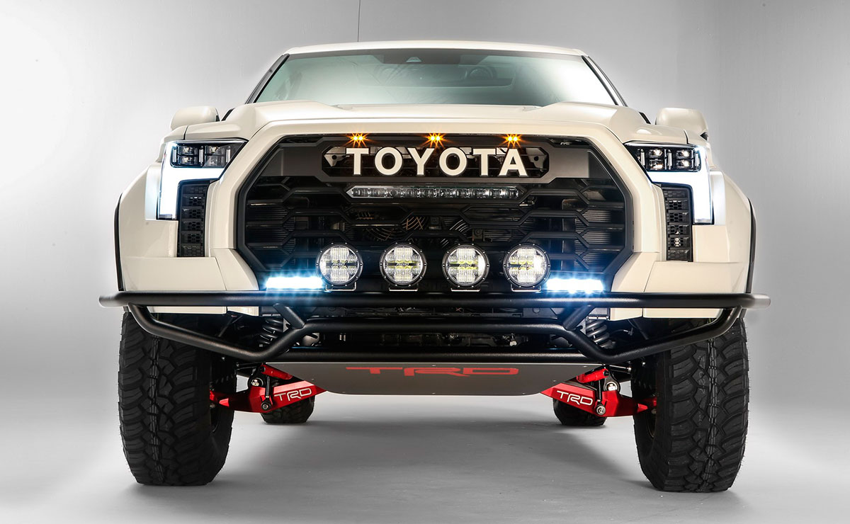 Toyota Tundra Desert Chase trompa