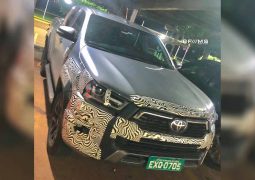 toyota-hilux-gr-sport-4