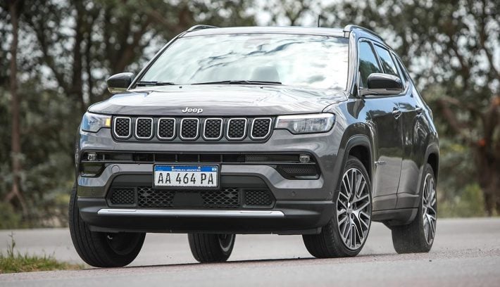 JEEP-COMPASS-LIMITED-TEST-DRIVE-ACCIÓN