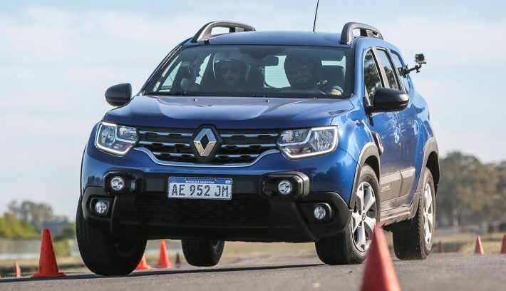 Renault Duster Master Test alce
