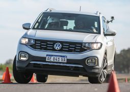 Volkswagen T-Cross Master Test alce