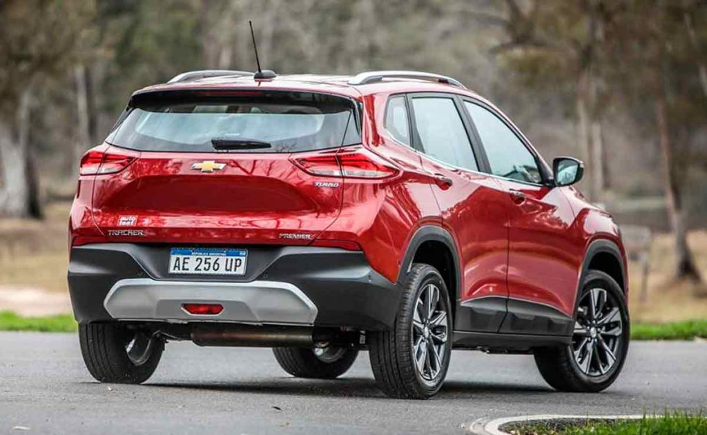 Test Drive Chevrolet Tracker Premier | Auto Test