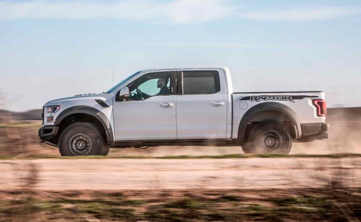 Ford-F-150-Raptor-lateral