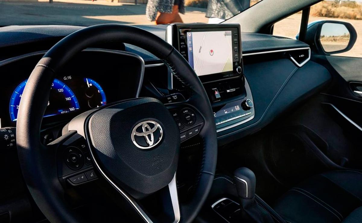 Toyota GR Corolla 2022 interior