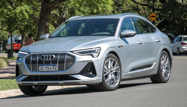 AUDI-E-TRON-SPORTBACK-ACCIÓN