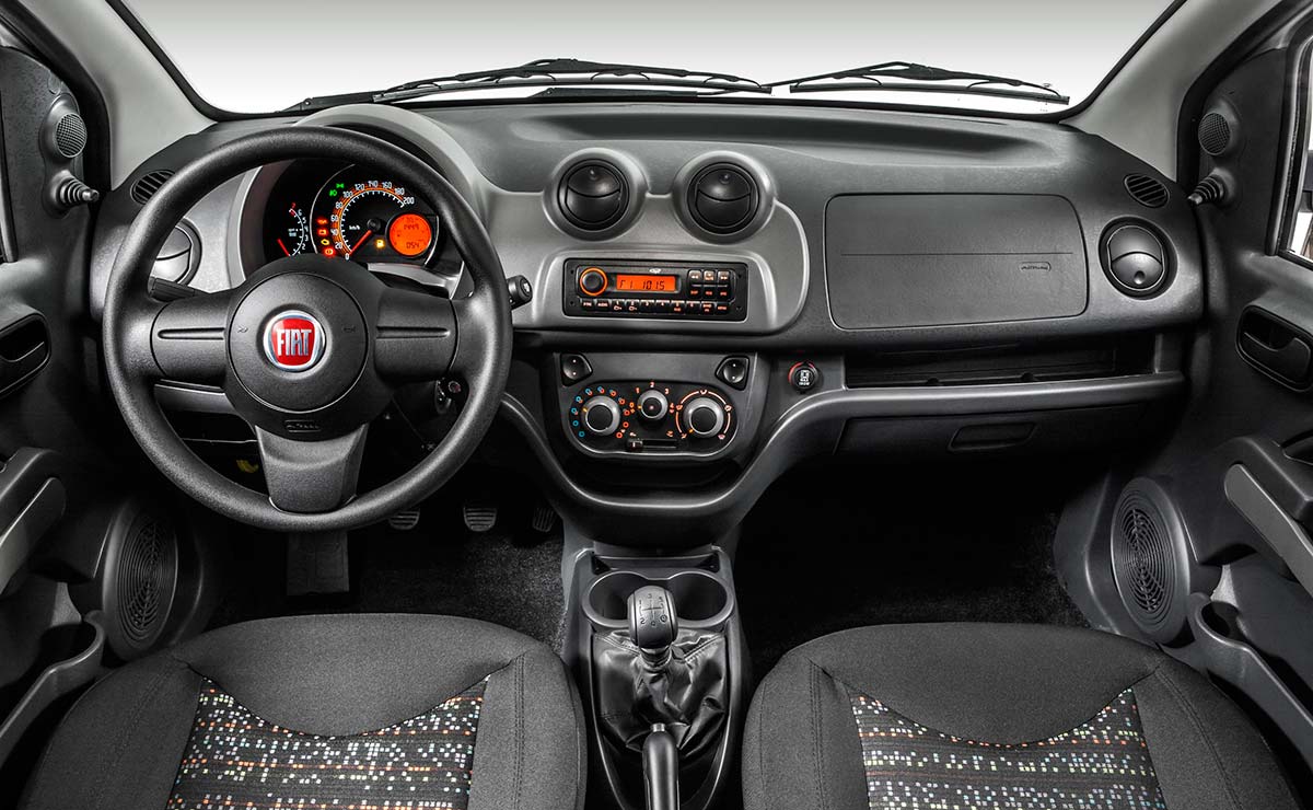 Fiat Fiorino lanzamiento interior