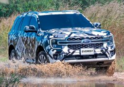 Ford Everest frente