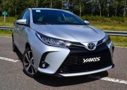 Nuevo Toyota Yaris S lanzamiento trompa