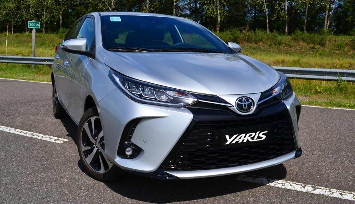Nuevo Toyota Yaris S lanzamiento trompa