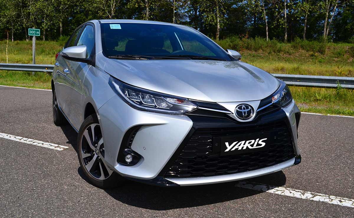 Nuevo Toyota Yaris S lanzamiento trompa