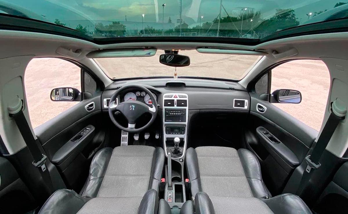 Peugeot 307 SW interior