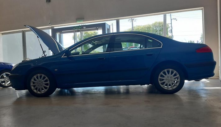 Peugeot 607 2002 perfil