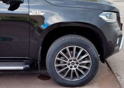Pick up Mercedes-Benz Clase X llanta