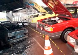 Volkswagen Golf GTI incendio