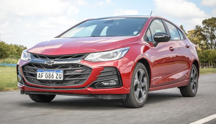 CHEVROLET-CRUZE-RS-TEST-DRIVE-ACCIÓN