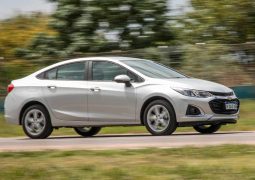 Chevrolet-Cruze-LT-lateral-2
