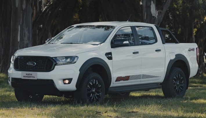 Nueva Ford Ranger FX4 lanzamiento frente pick up
