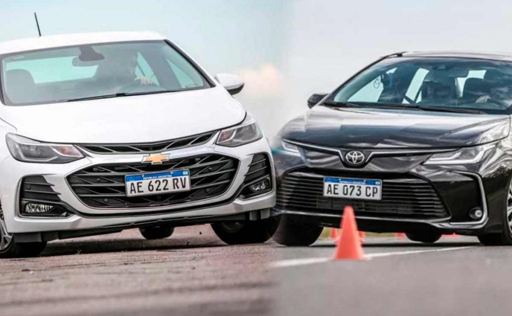 Chevrolet Cruze vs Toyota Corolla: 5 diferencias que tenés que saber ...