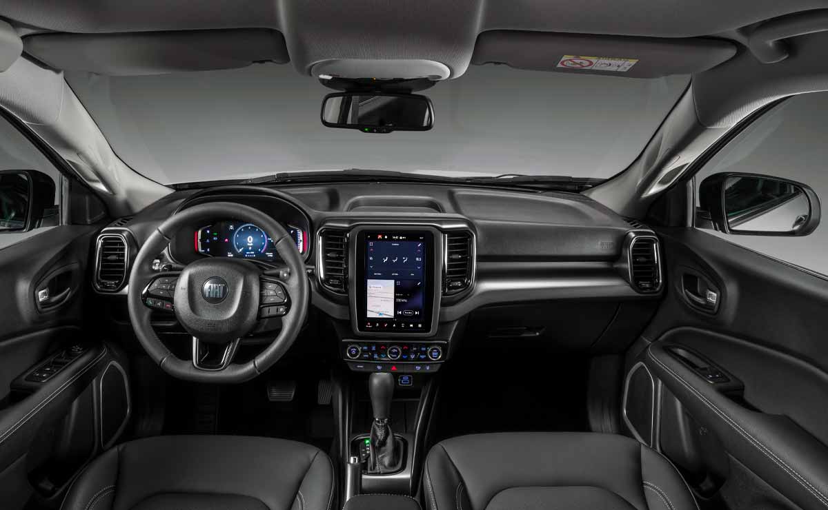 Strada, Toro y Titano: qué precio tienen las pick ups de Fiat y cuáles son sus atributos más destacados 6 Fiat-Toro-turbo-interior