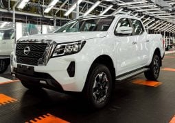 Nissan Frontier planta destacada