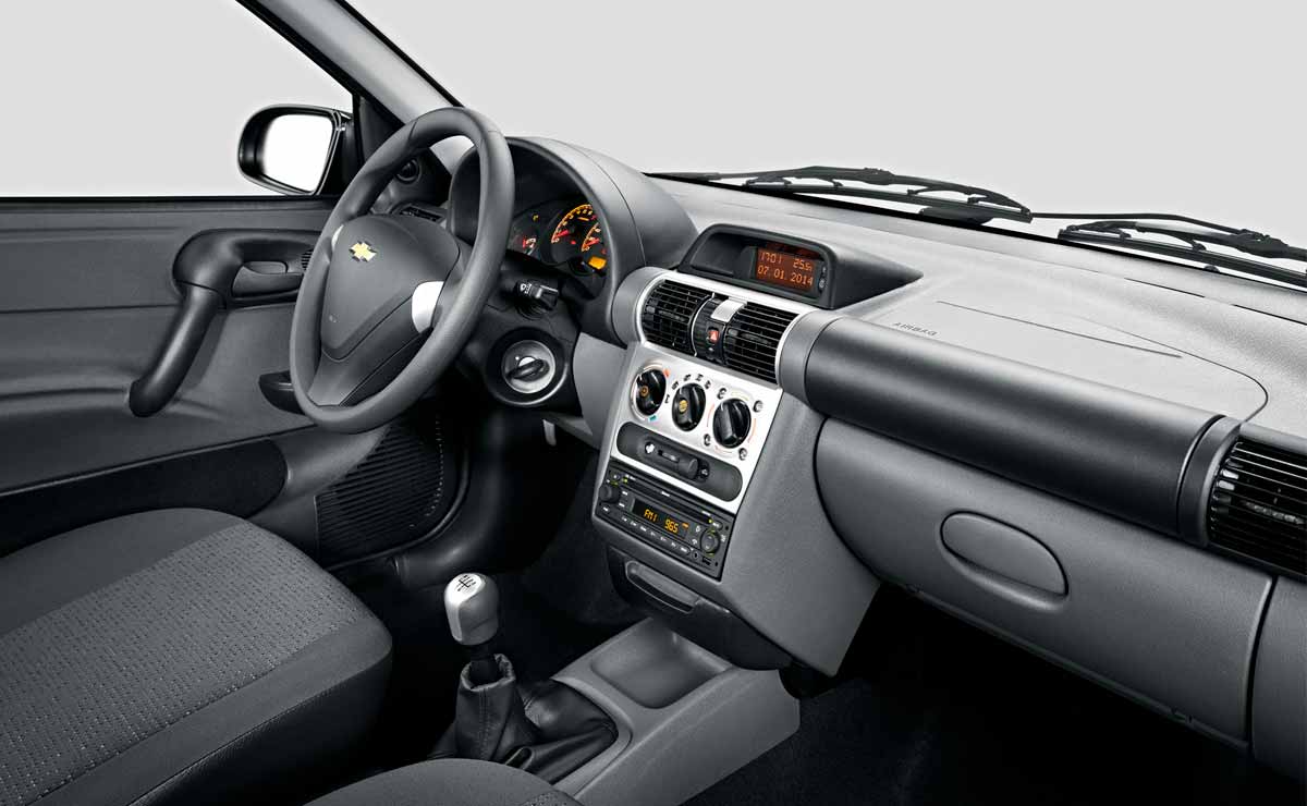 Chevrolet-Classic-Interior-Nuevo