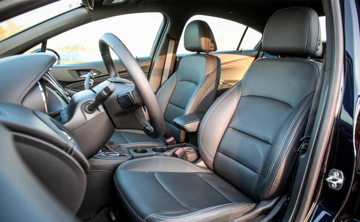 Chevrolet-Cruze-MIdnight-Interior-2