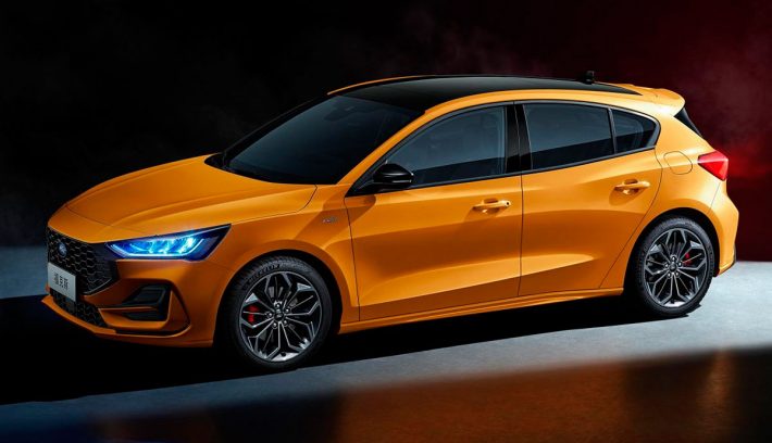 Ford Focus 2023 perfil