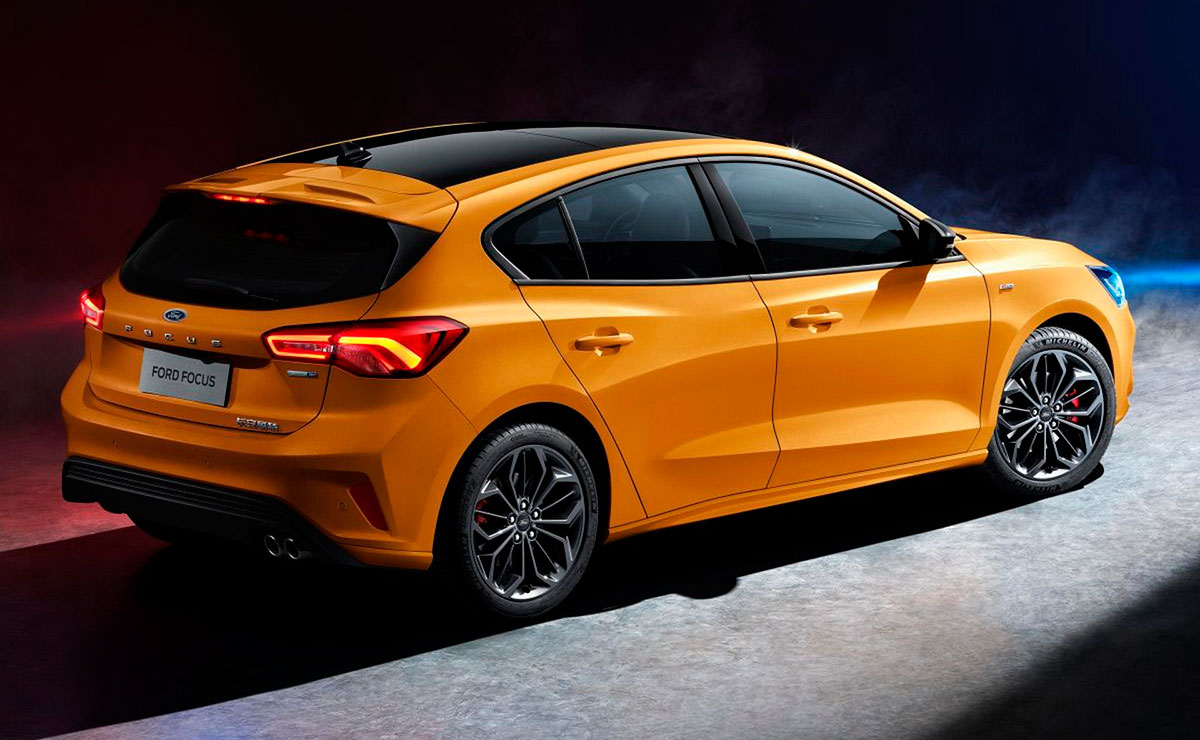 Ford Focus 2023 trasera