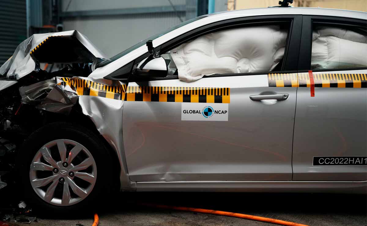 Hyundai-Accent-Auto-Choque-Seguridad
