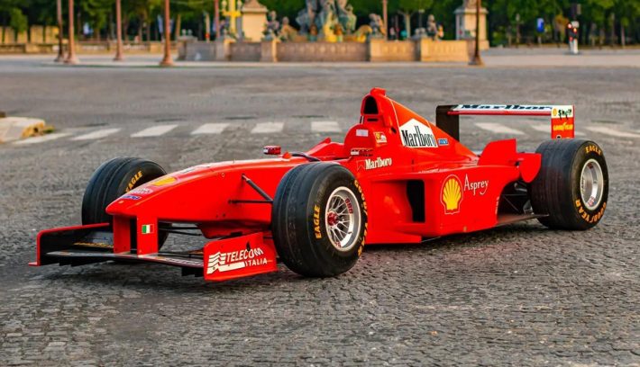 Ferrari F300 frente