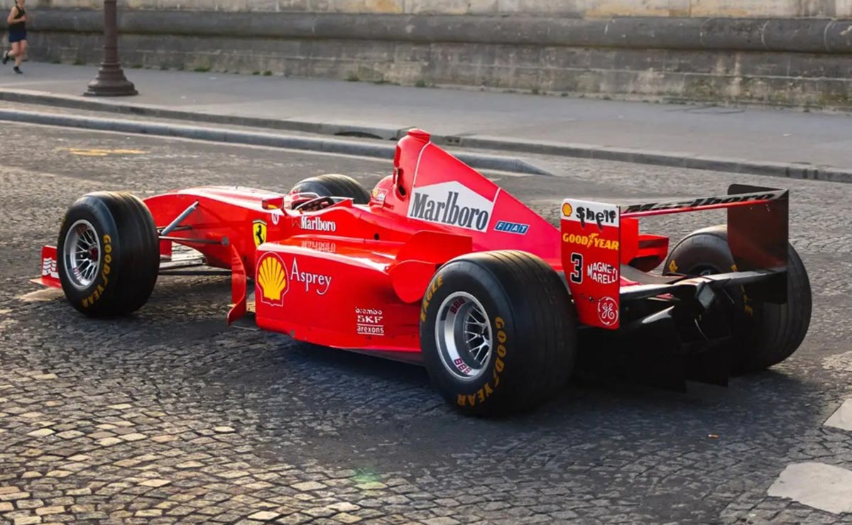 Ferrari F300 trasera