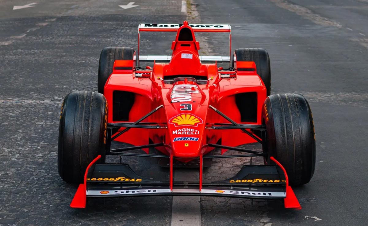 Ferrari F300 trompa